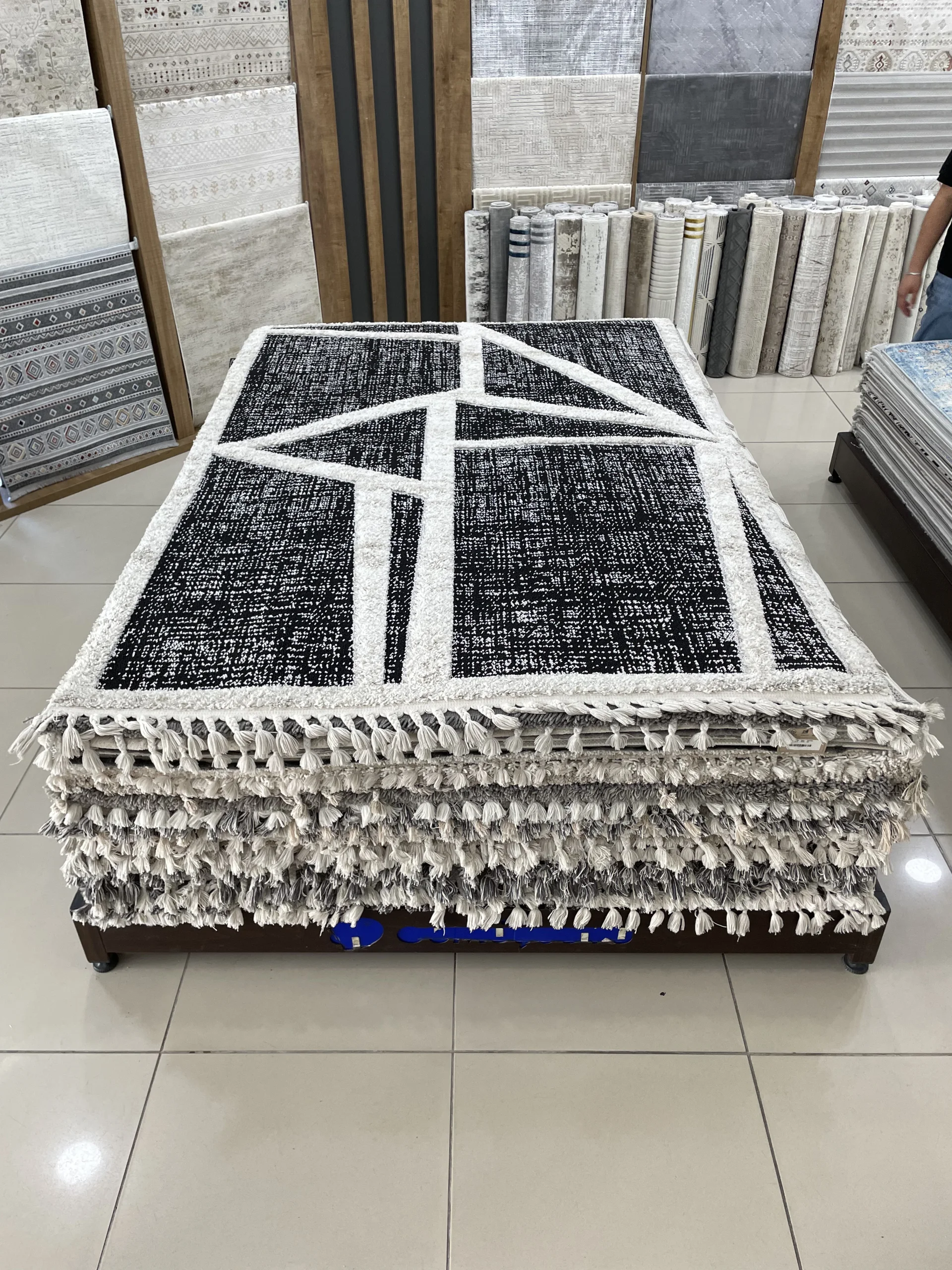 Bağdat Outlet Halı 4m²