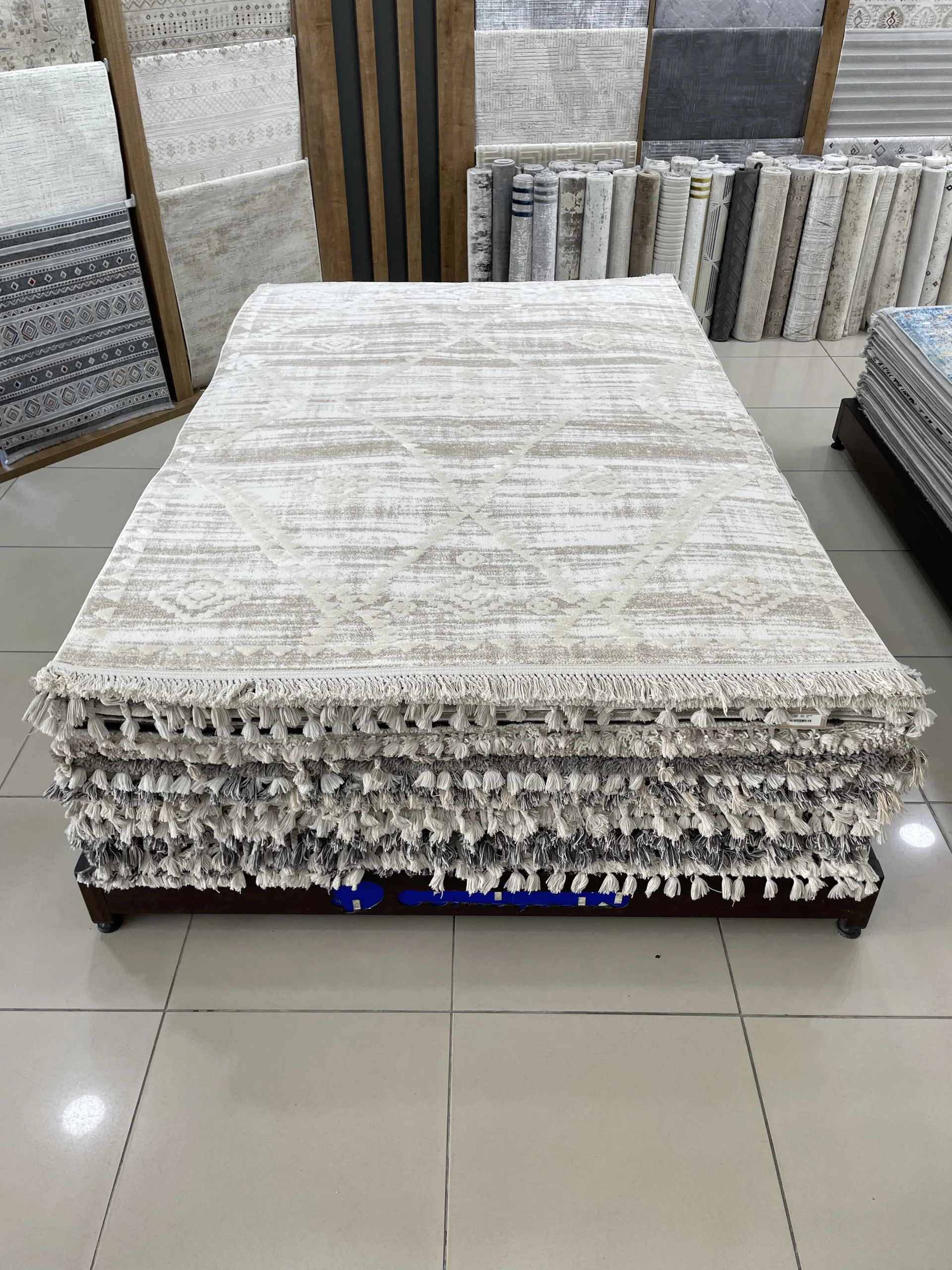 Bağdat Outlet Halı 4m²