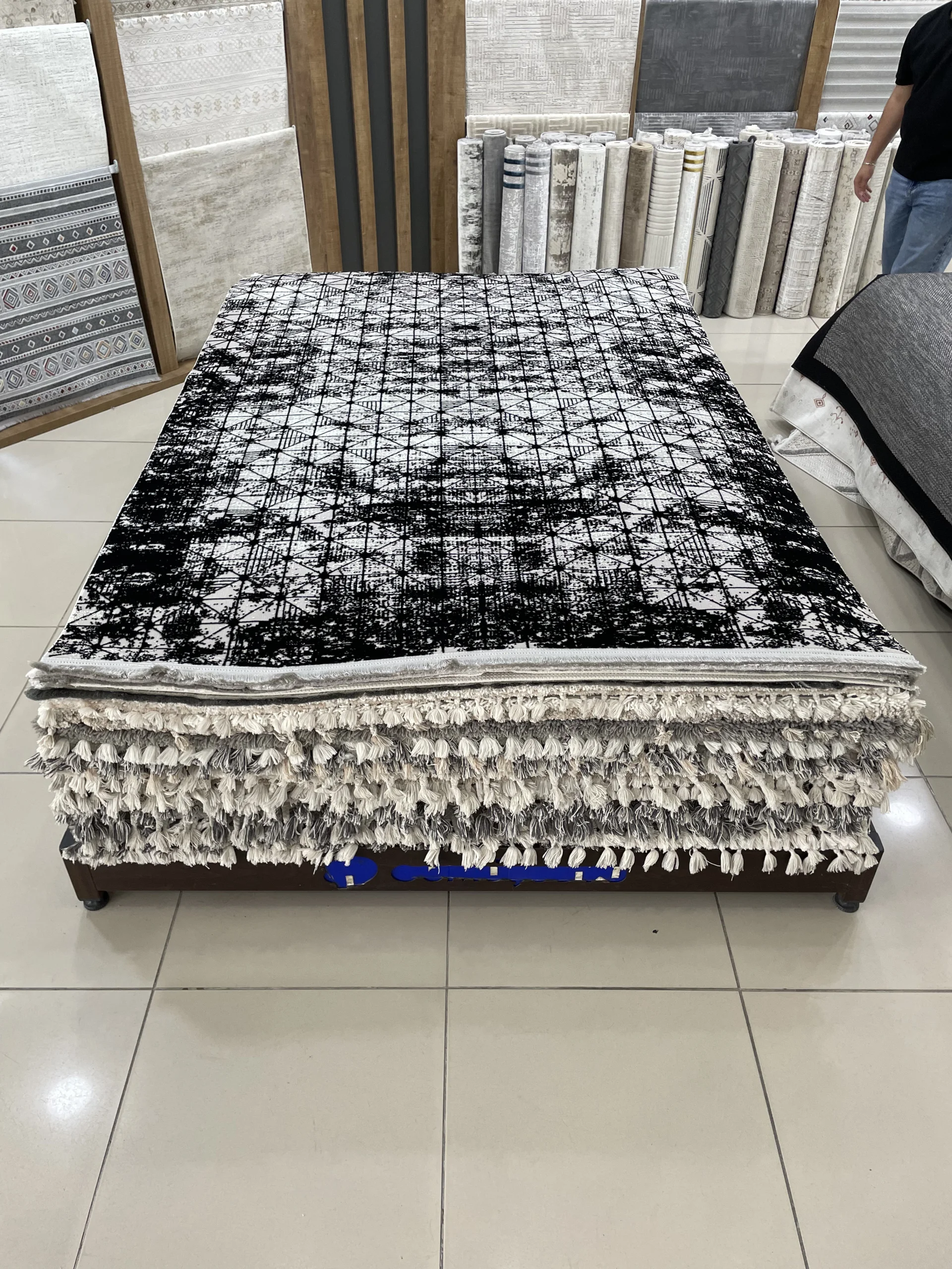 Bağdat Outlet Halı 4m²