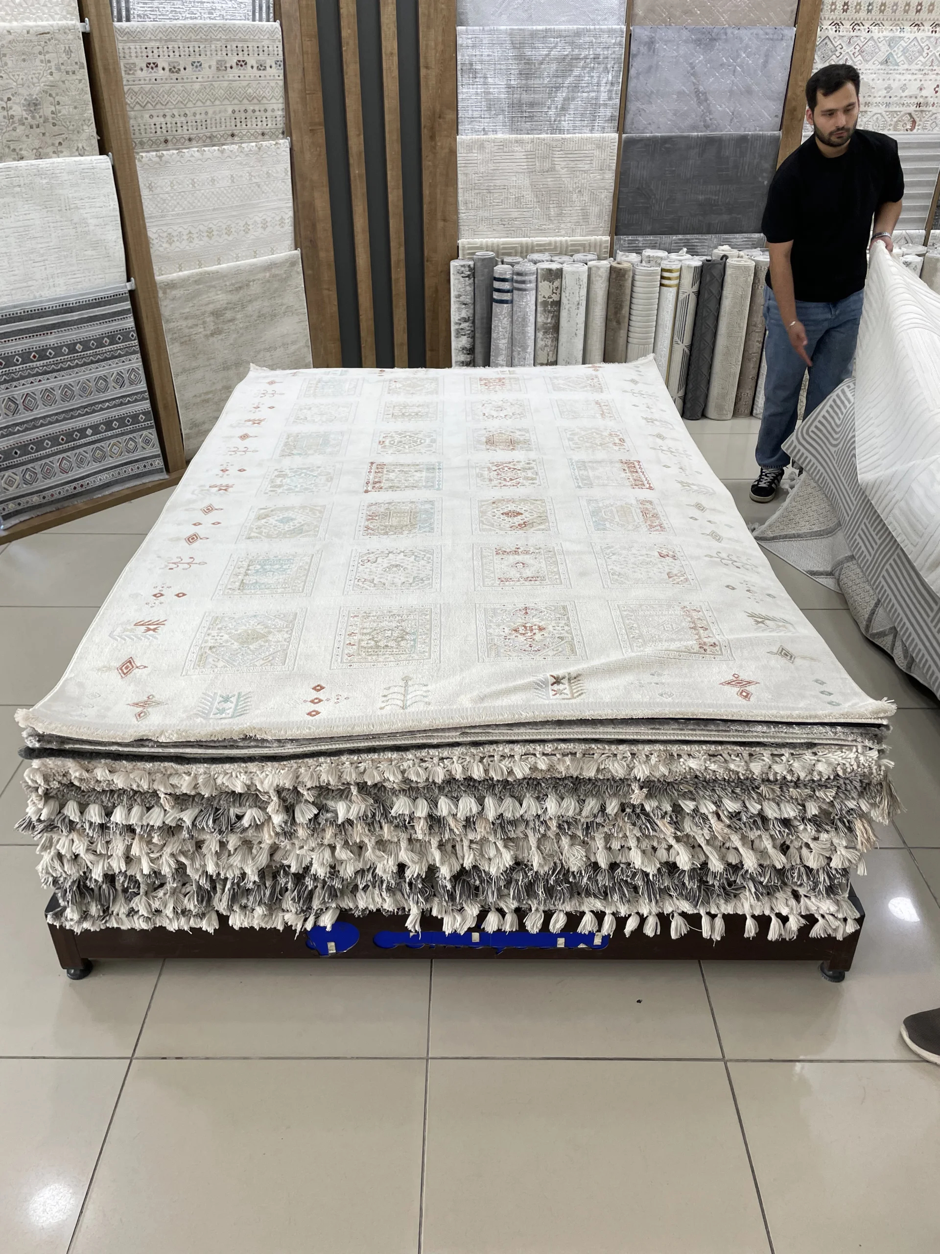 Bağdat Outlet Halı 4m²