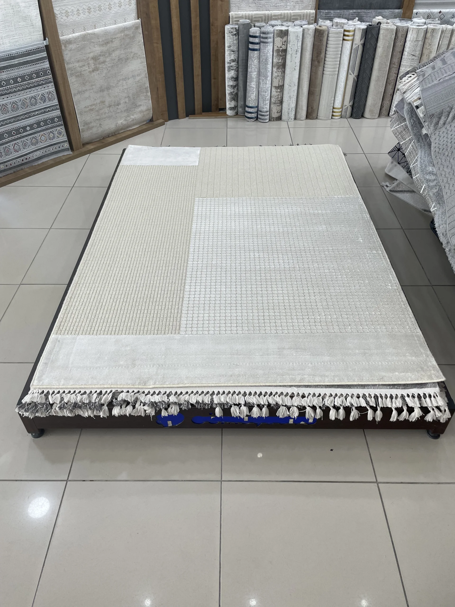 Bağdat Outlet Halı 4m²