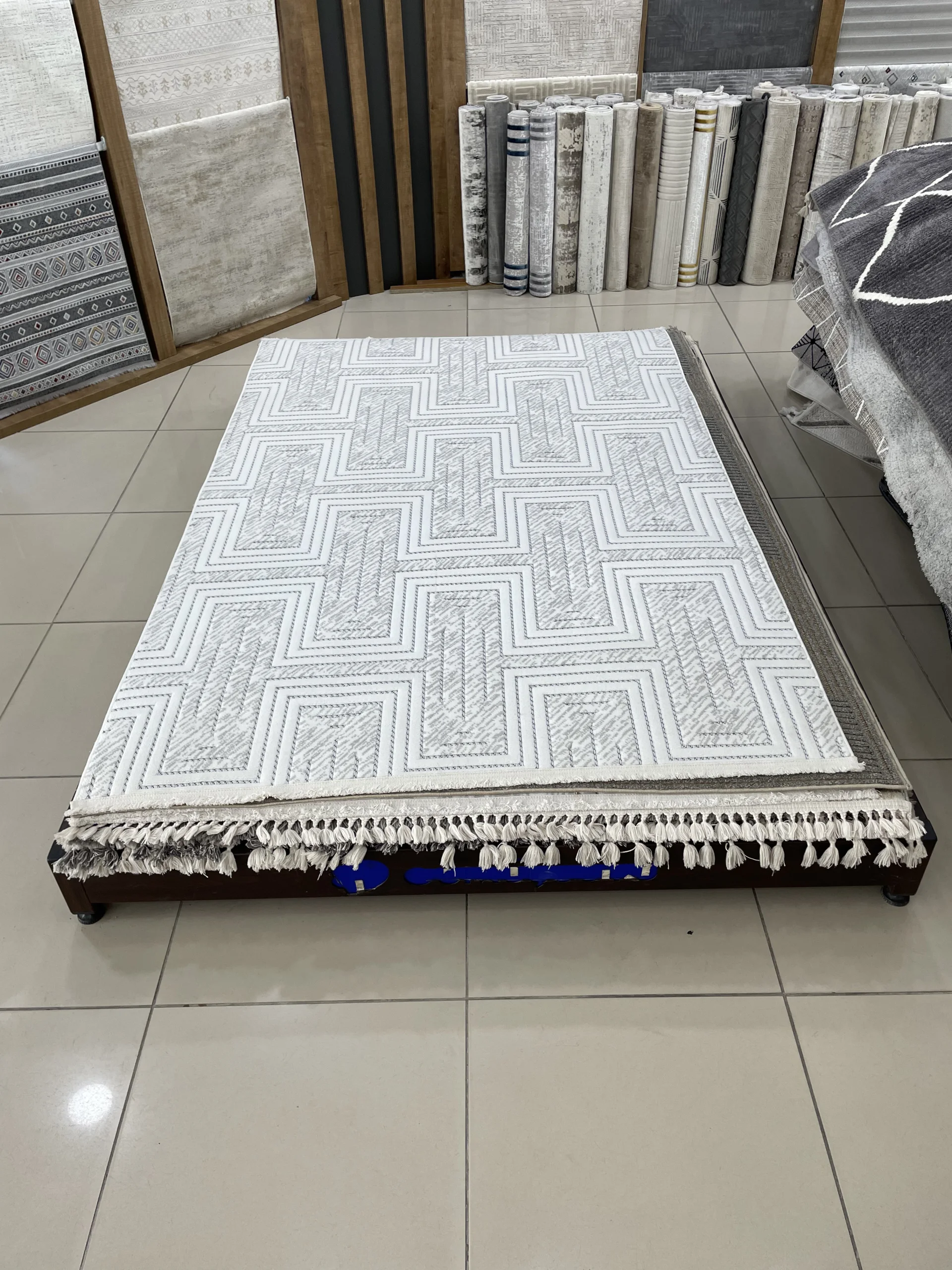 Bağdat Outlet Halı 4m²