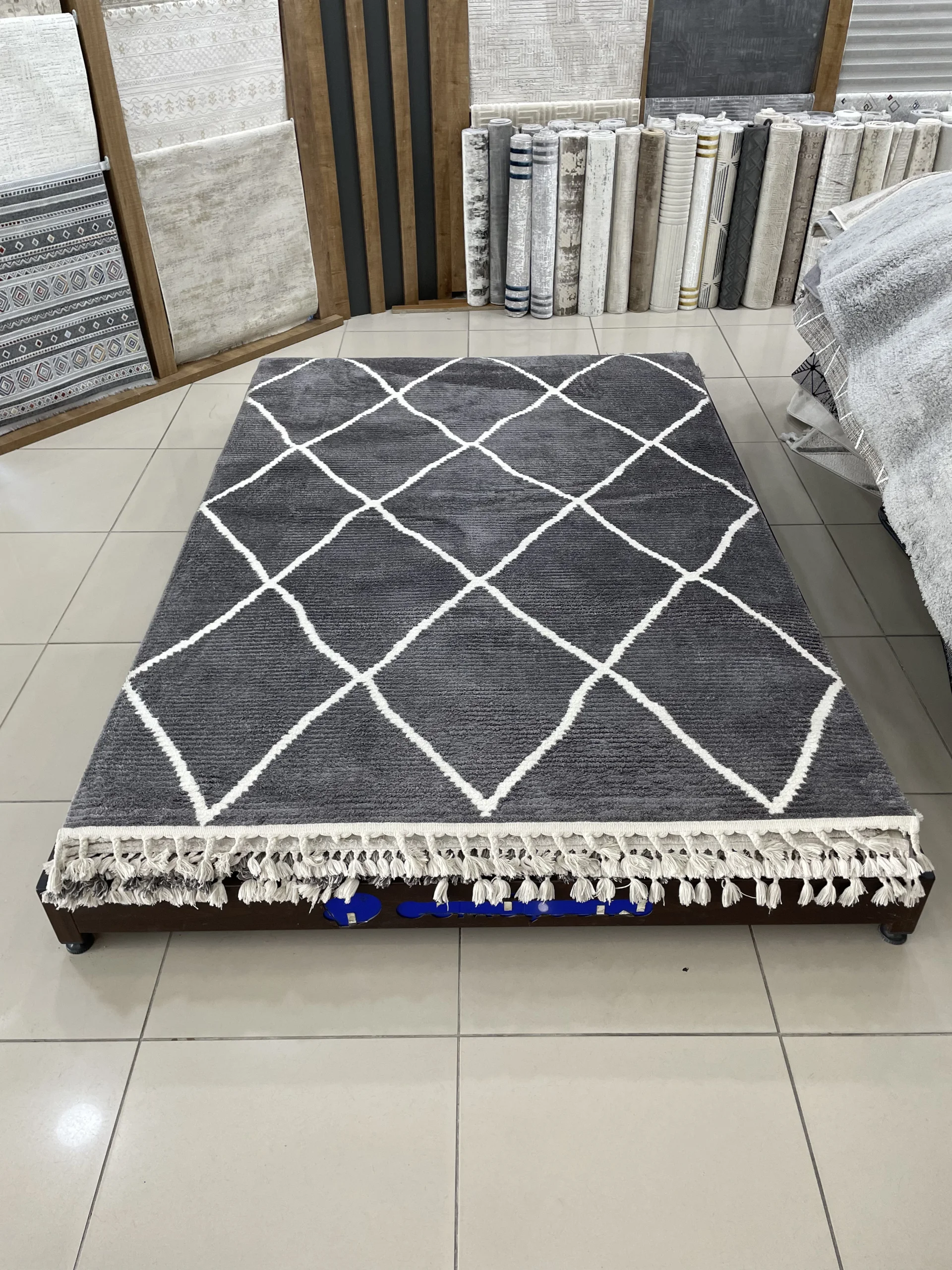 Bağdat Outlet Halı 4m²